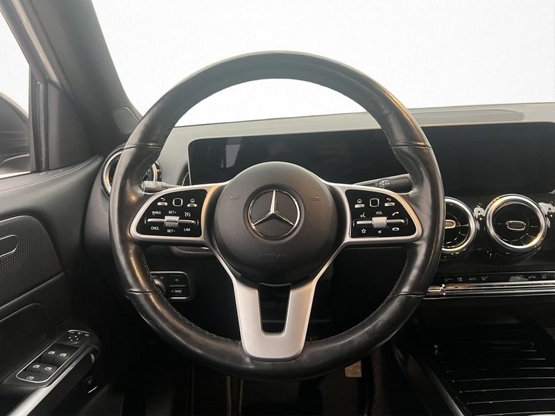 Mercedes GLB180 bild 14
