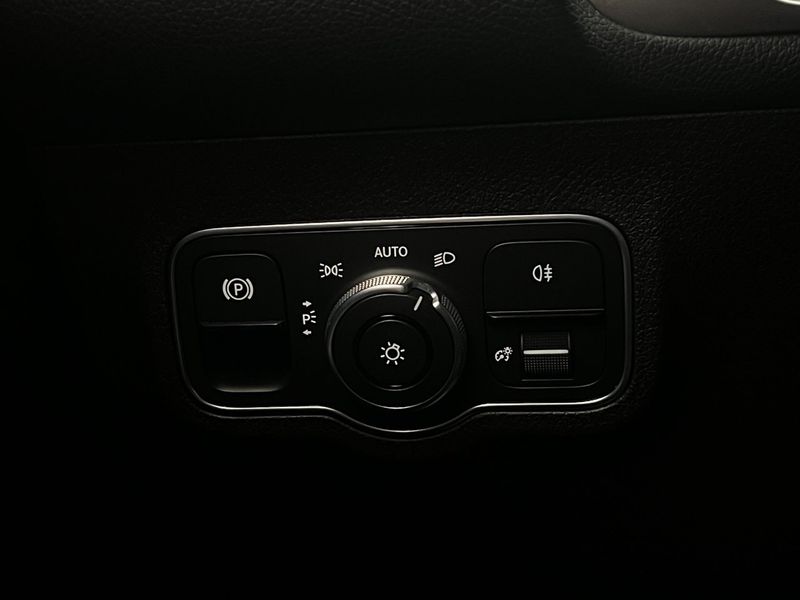 Mercedes GLB180 bild 15