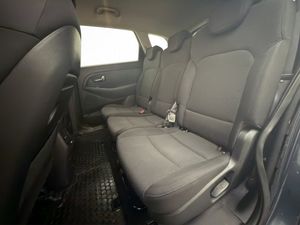Kia Carens bild 25