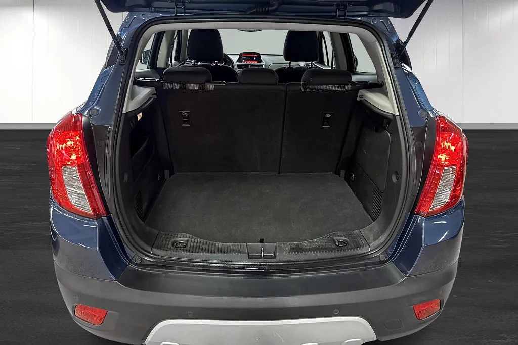 Vehicle image 14