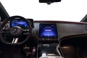 Mercedes EQE350 bild 8