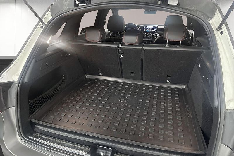 Mercedes GLC300 bild 12