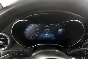 Mercedes GLC300 bild 7