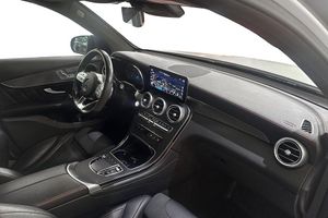 Mercedes GLC300 bild 9