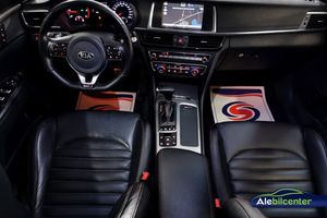Kia Optima bild 8