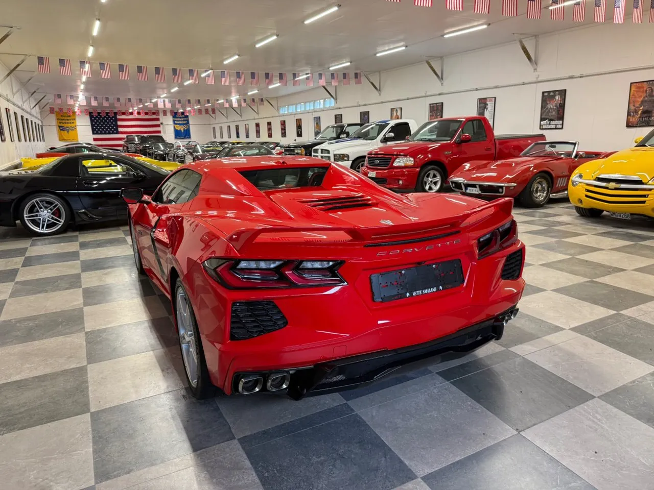 Vehicle image 8