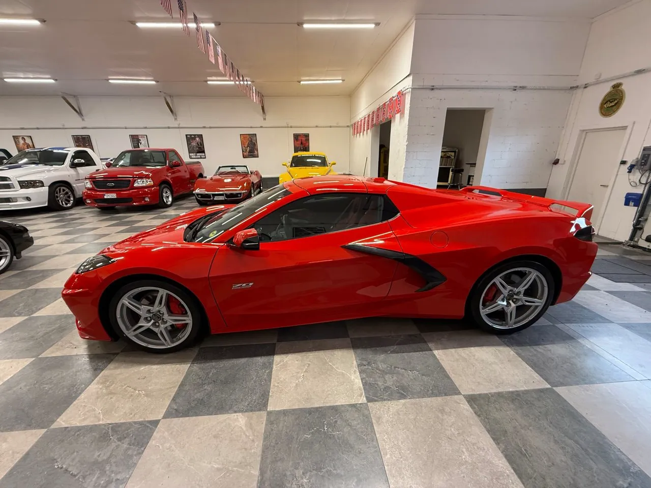 Vehicle image 6