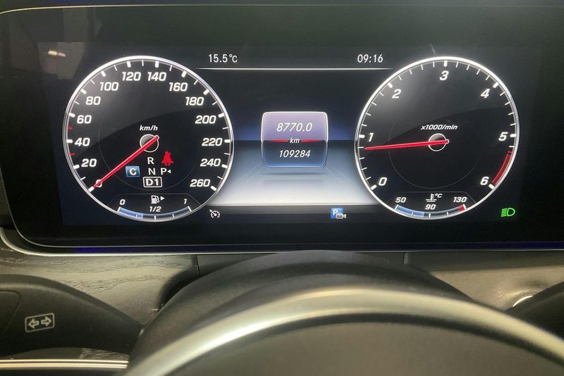 Mercedes E220 bild 10