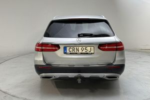 Mercedes E220 bild 5