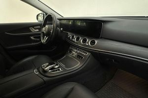 Mercedes E220 bild 13