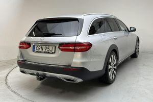 Mercedes E220 bild 3