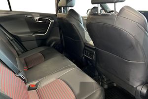 Toyota RAV4 bild 9