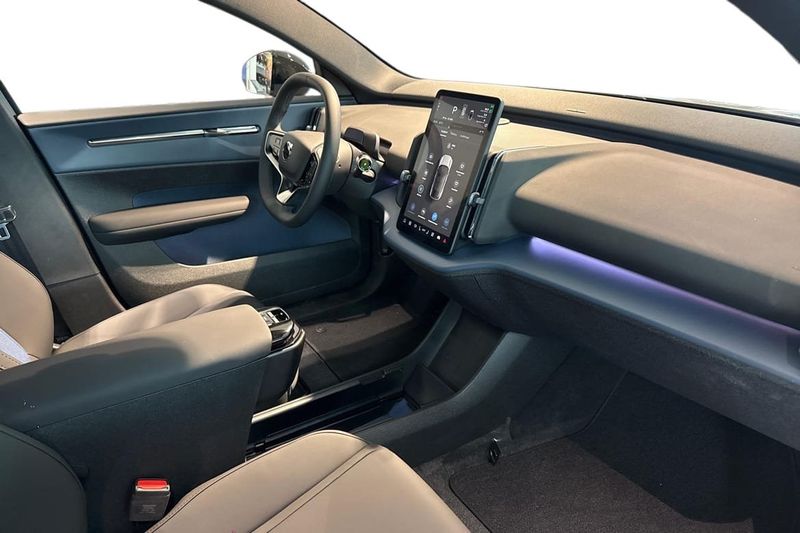 Volvo EX30 bild 7