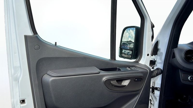 Mercedes Sprinter bild 9