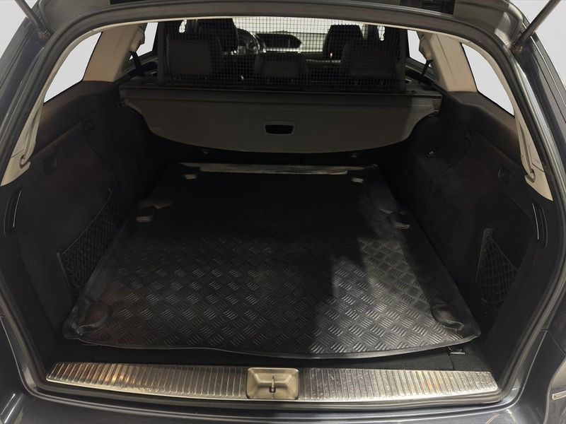 Mercedes E220 bild 11