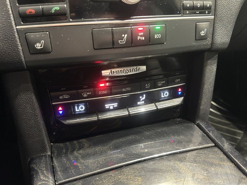 Mercedes E220 bild 17