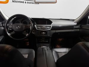 Mercedes E220 bild 12