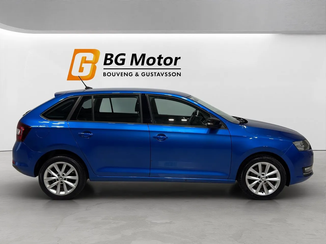 Vehicle image 2