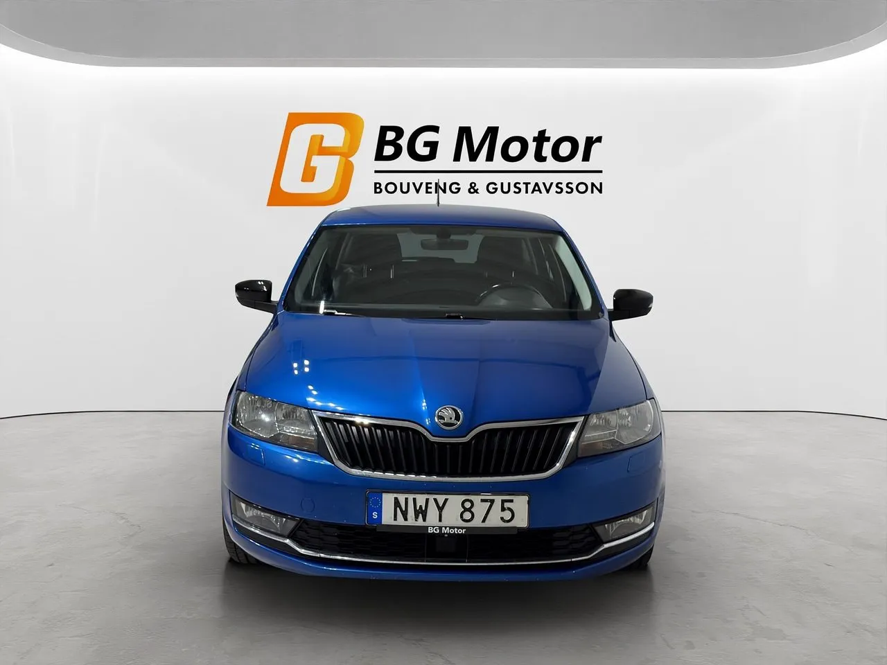 Vehicle image 1