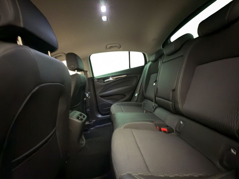 Opel Insignia bild 24