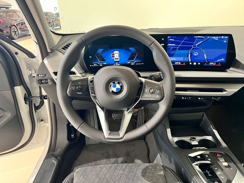 BMW 120 bild 8