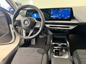 BMW 120 bild 7