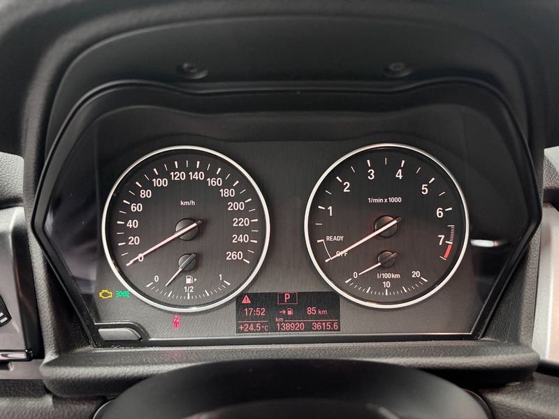 BMW 218 bild 12