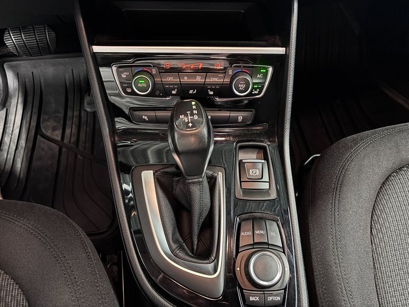 BMW 218 bild 14
