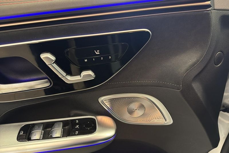 Mercedes EQE350 bild 11