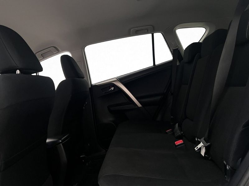 Toyota RAV4 bild 19