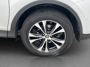Toyota RAV4 bild 10