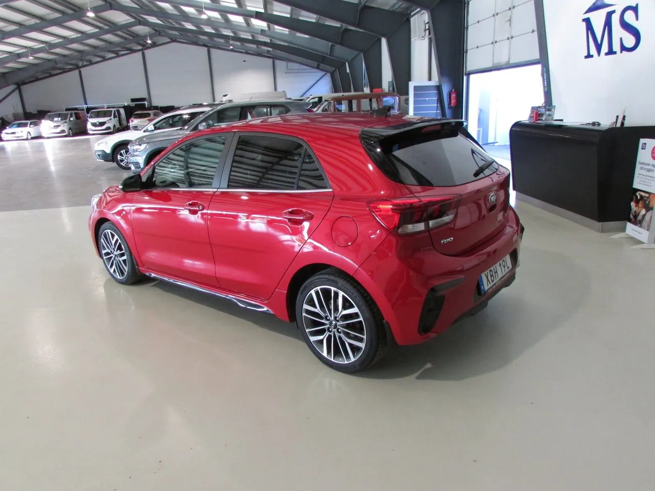 Vehicle image 6