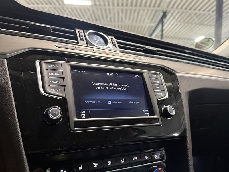 Volkswagen Passat bild 10