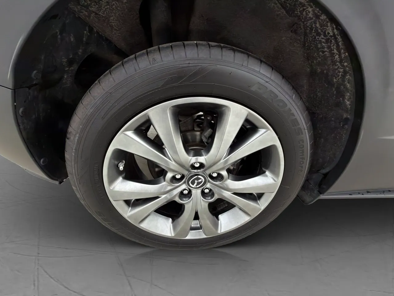 Vehicle image 35