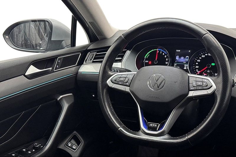 Volkswagen Passat bild 17