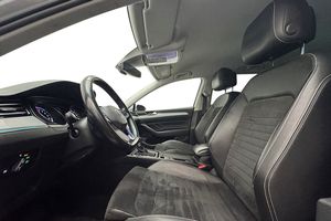 Volkswagen Passat bild 12
