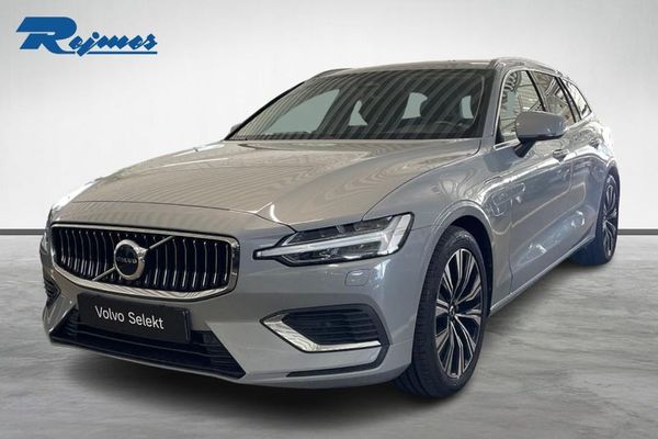 Volvo V60 T6 Core Bright - 2025