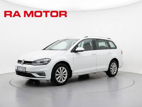 Volkswagen Golf SC 1.6 TDI 116hk | D-värm | Backkamera | Adaptiv-Fart - 2019