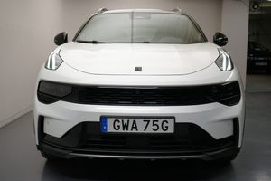 Lynk & Co 01 bild 14