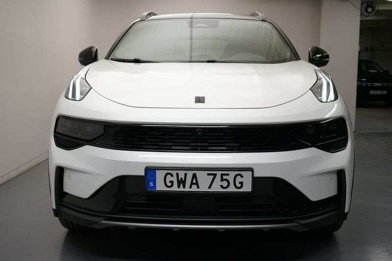 Lynk & Co 01 bild 14