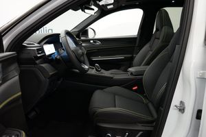 Lynk & Co 01 bild 5