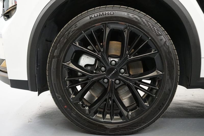 Lynk & Co 01 bild 15