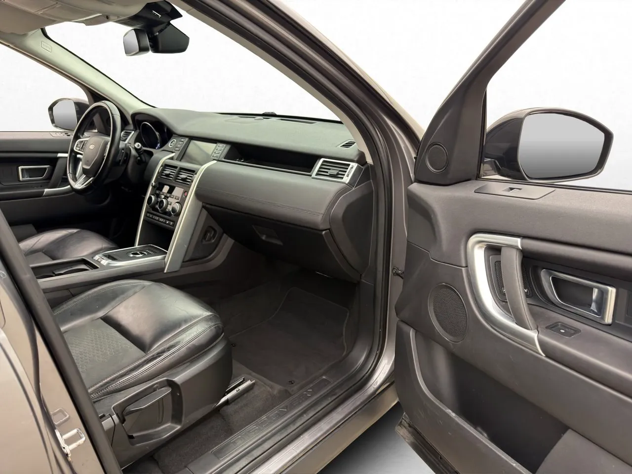 Vehicle image 21