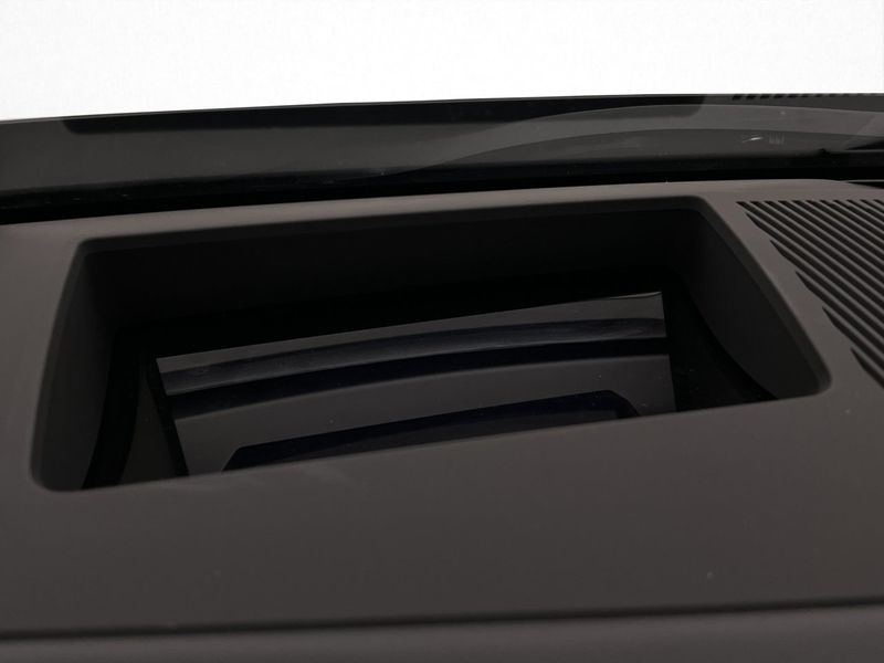 BMW i5 bild 15