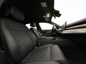 BMW i5 bild 31