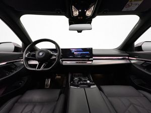 BMW i5 bild 12