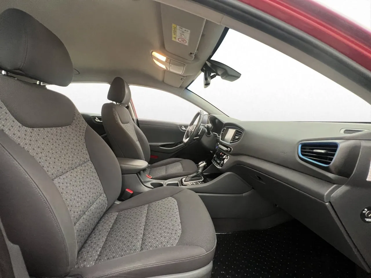Vehicle image 21