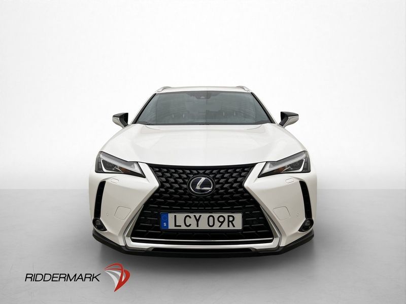 Lexus UX bild 2