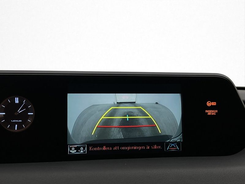 Lexus UX bild 18