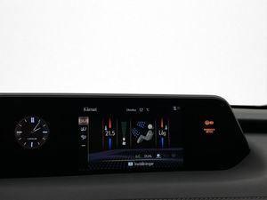 Lexus UX bild 20
